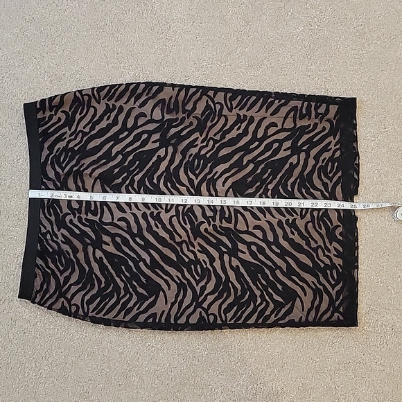 BCBGMaxAzria Irisa Pencil Skirt Size M - Picture 8 of 8